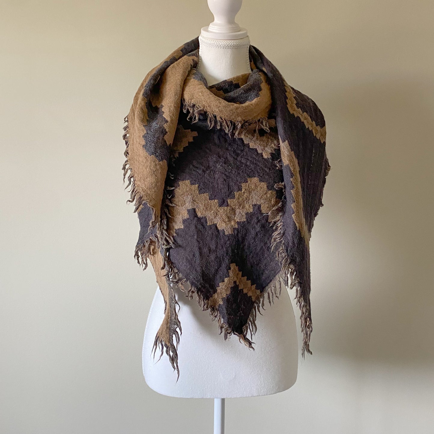 Wilfred Merino Wool Triangle Scarf