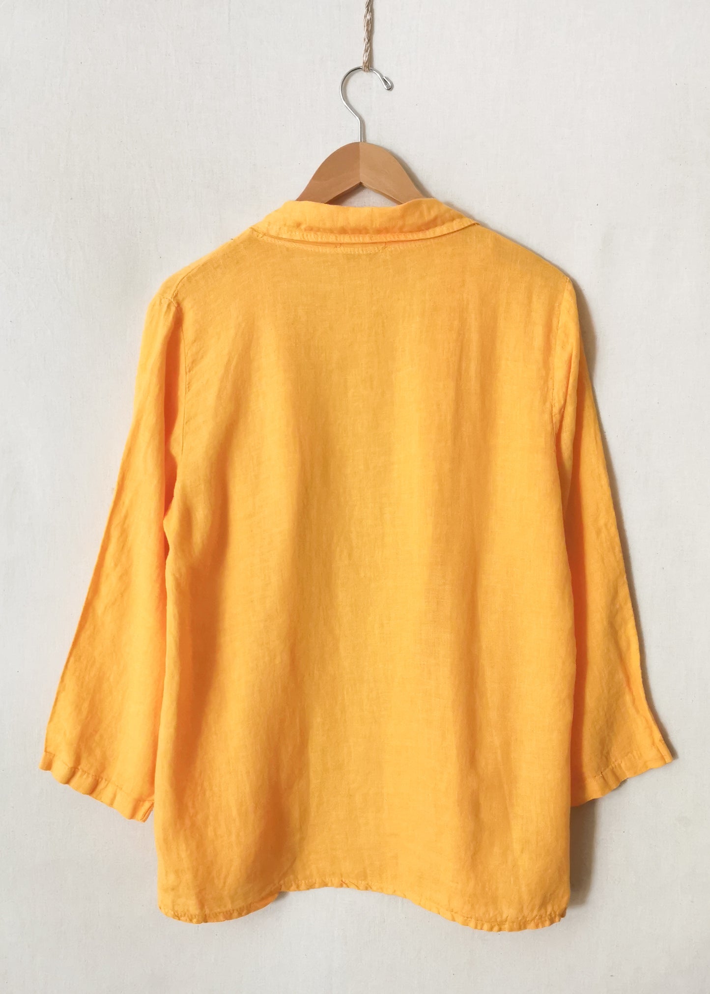 Sunny Studio Paris Linen Blazer (S/M)