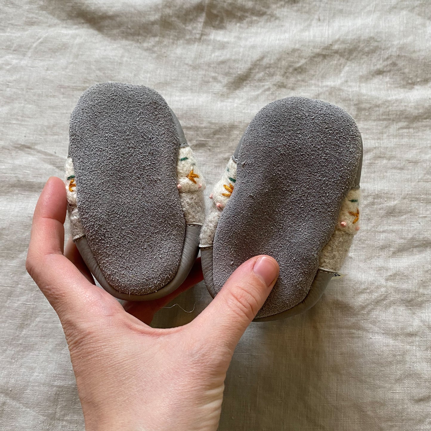 Nooks Embroidered Felted Wool Booties (2.5)