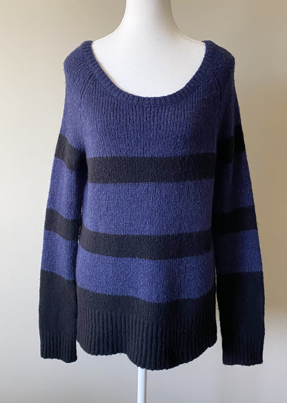 Vince Wool & Silk & Cashmere Sweater (M)