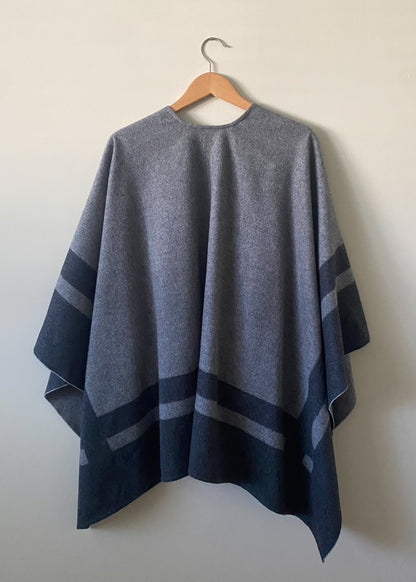 Sask Fifth Avenue Merino Wool Shawl (OS)