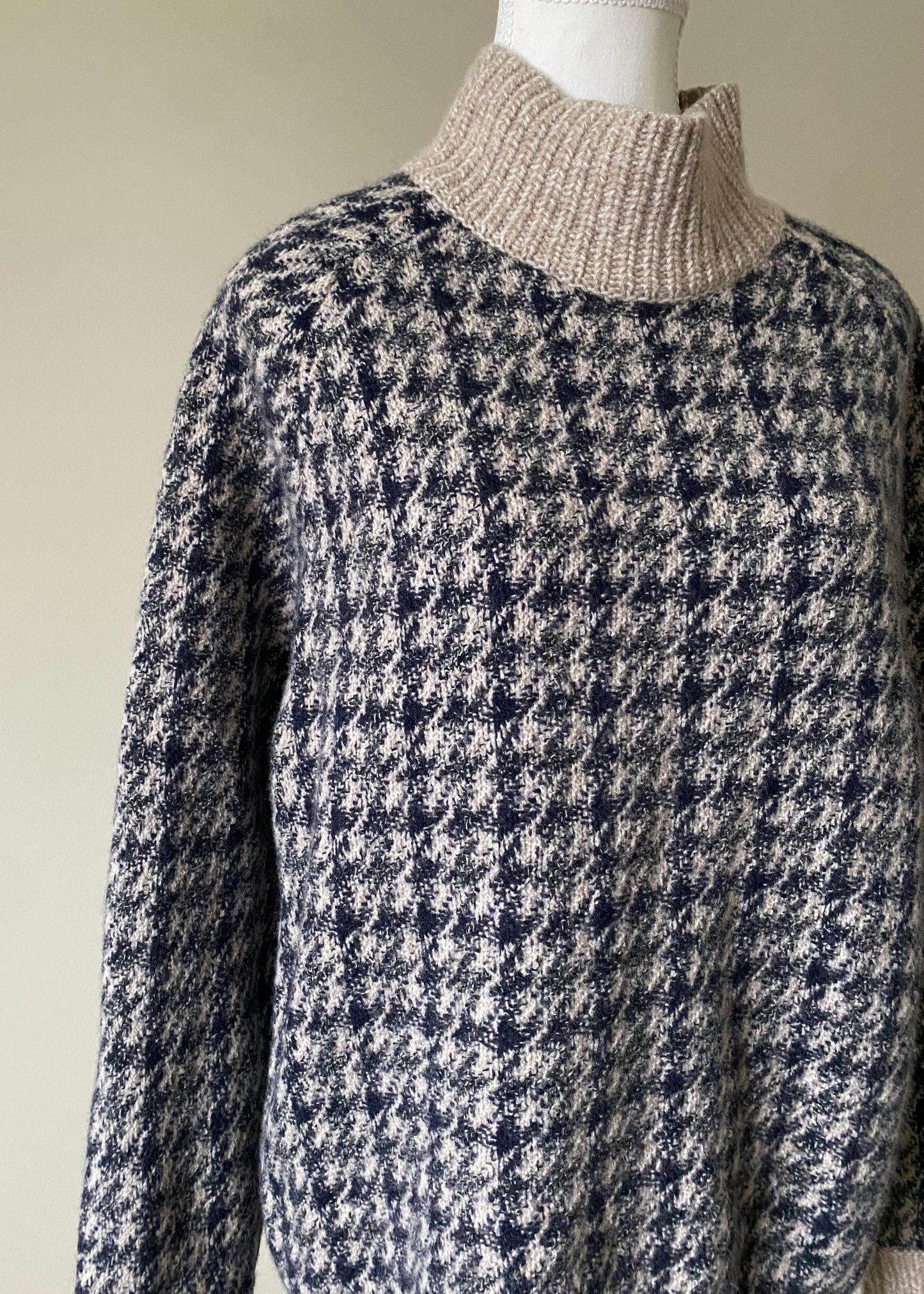 Theory Wool Sweater (L)