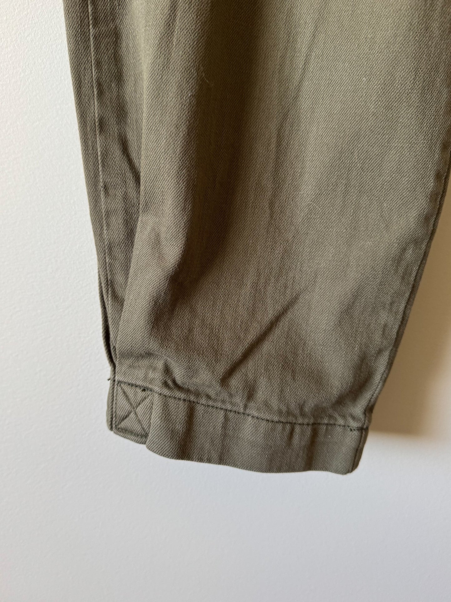 Banana Republic Cotton Cargo Pants (6)