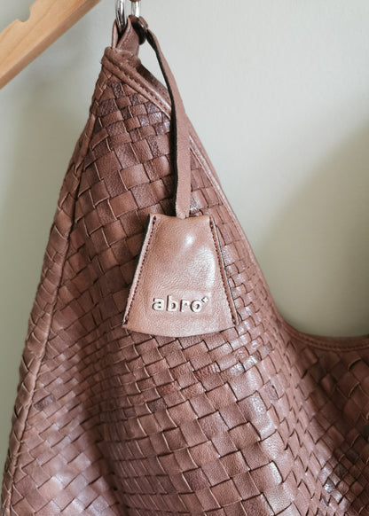 Abro Leather Slouchy Shoulder Bag