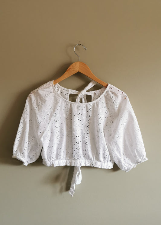 Oak + Fort Cotton Eyelet Tie Back Crop Top (S)