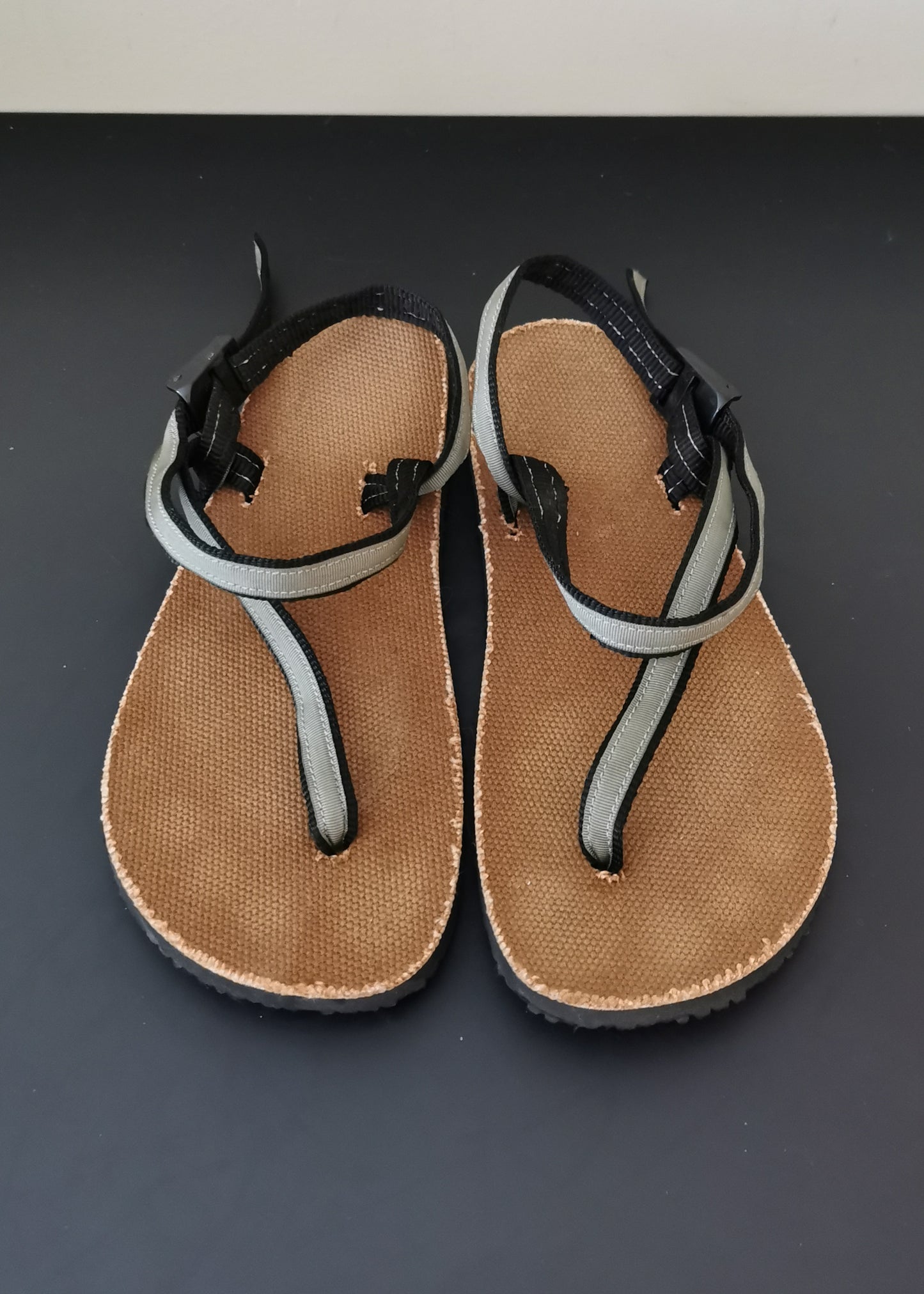 Earth Runners Circadian Sandal (6)