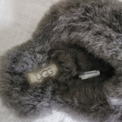 UGG "Scuffette ll" Slipper (6)