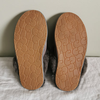 UGG "Scuffette ll" Slipper (6)