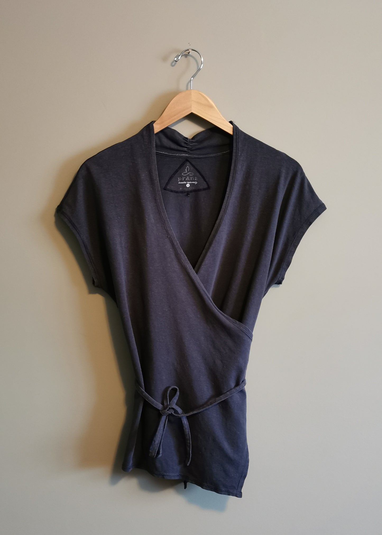 Prana Hemp & Organic Cotton Wrap Top (S)