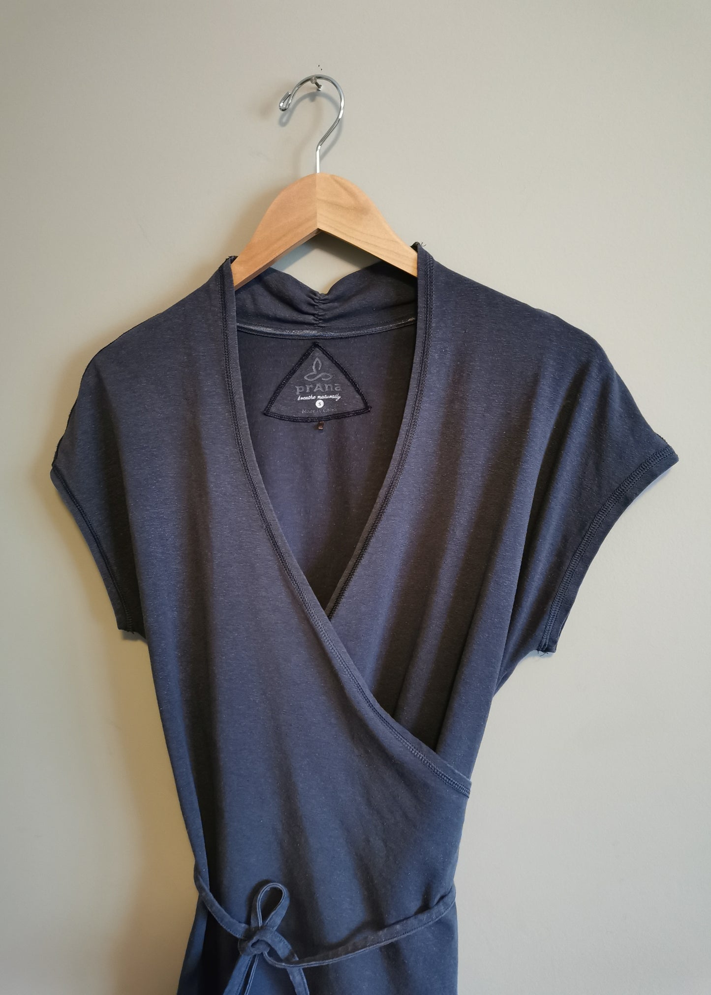 Prana Hemp & Organic Cotton Wrap Top (S)